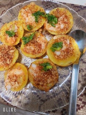 Bếp nhà...